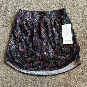 Lululemon Hotty Hot HR Skirt Long Size 6 NWT